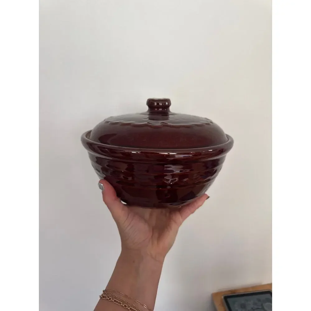 Mar-Crest 1950’s Oven-Proof Stoneware Covered Bean Pot Brown